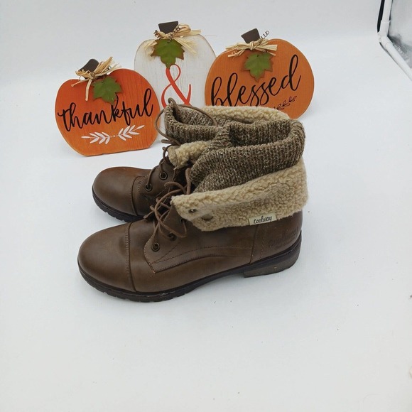 Coolway Bring/Betta Brown Leather Knit Sweater Cuff Ankle Boots Women's Size 8.5 - Picture 9 of 16